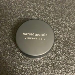 Bare minerals veil loosen powder, setting powder
